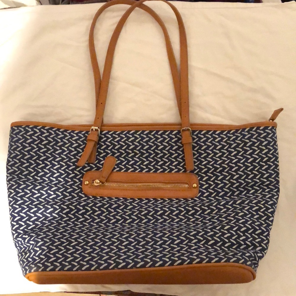 Charming Charlie bag